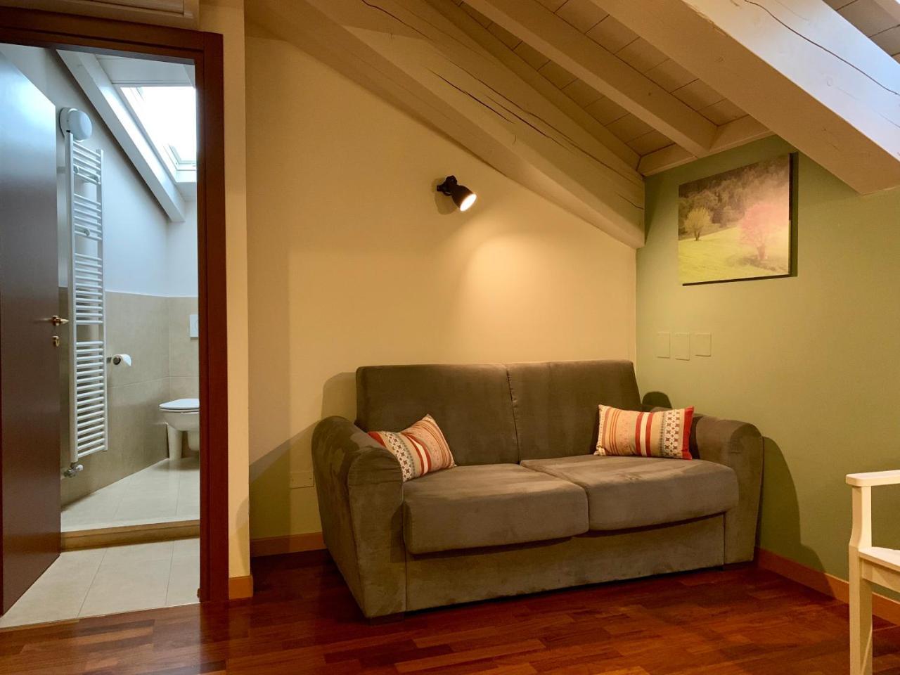 Porta Ronca - B&B, Suites & Apts Rho Exteriör bild